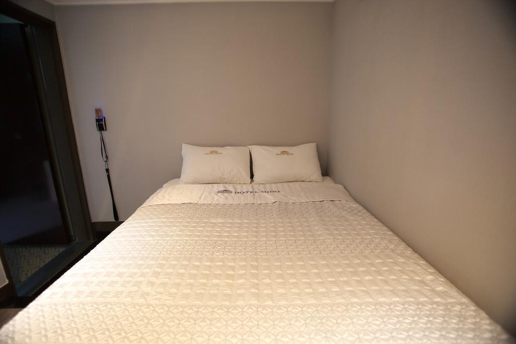 Hotel Mido Myeongdong Seoul Rum bild