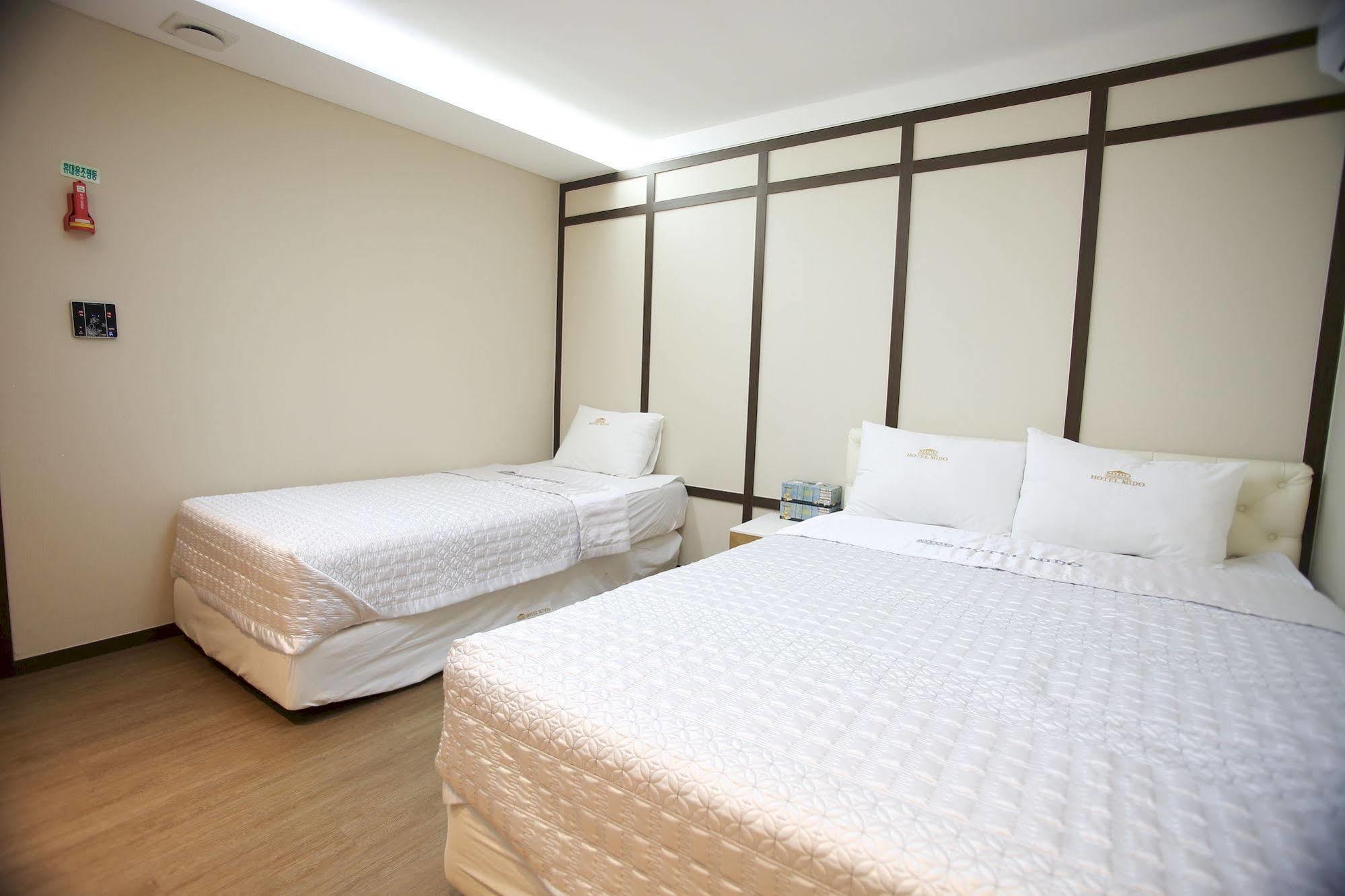 Hotel Mido Myeongdong Seoul Exteriör bild