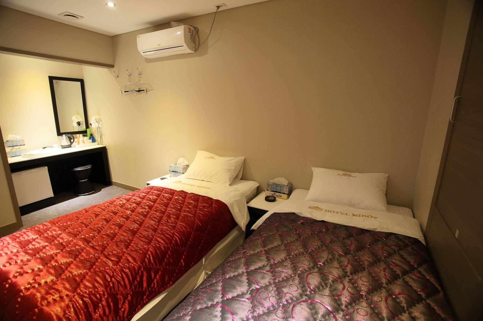 Hotel Mido Myeongdong Seoul Exteriör bild